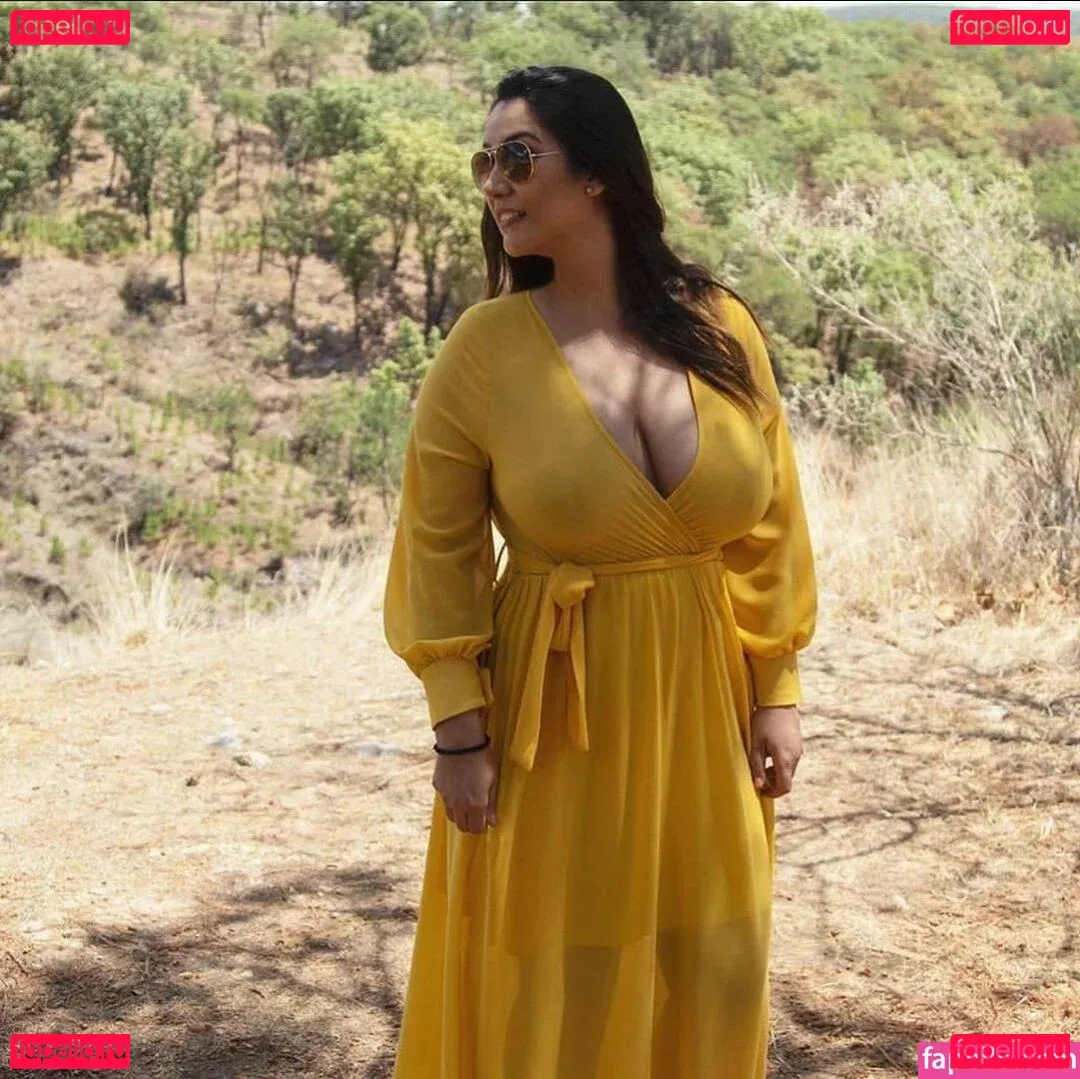 Isa Malone Onlyfans Photo Gallery 