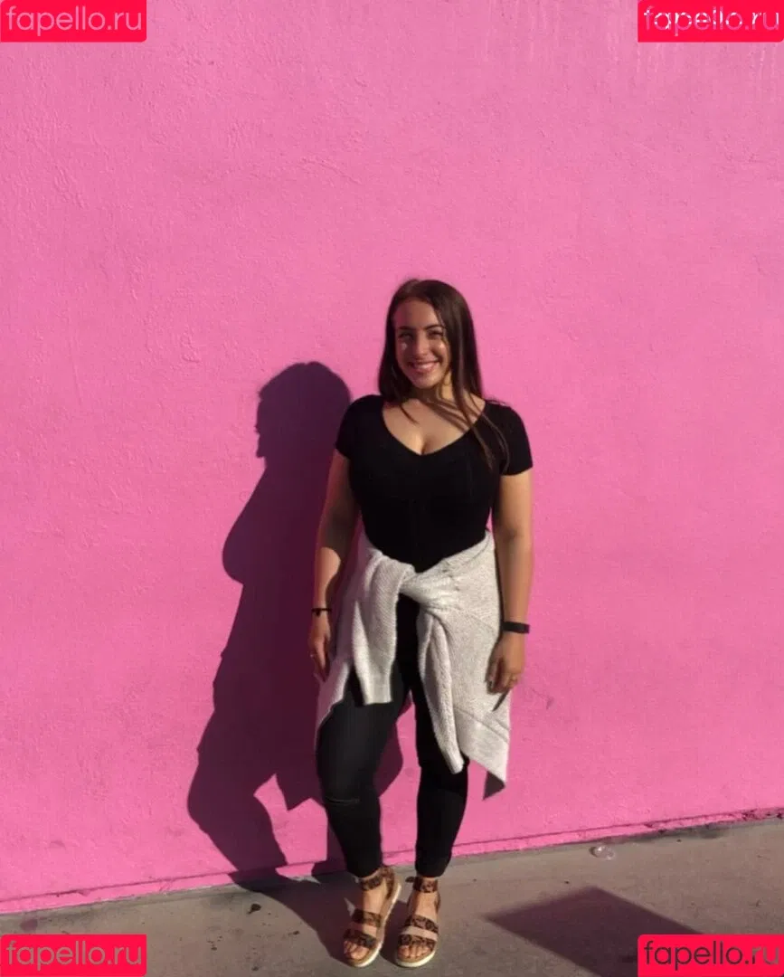 Sydney Martichuski Onlyfans Photo Gallery 