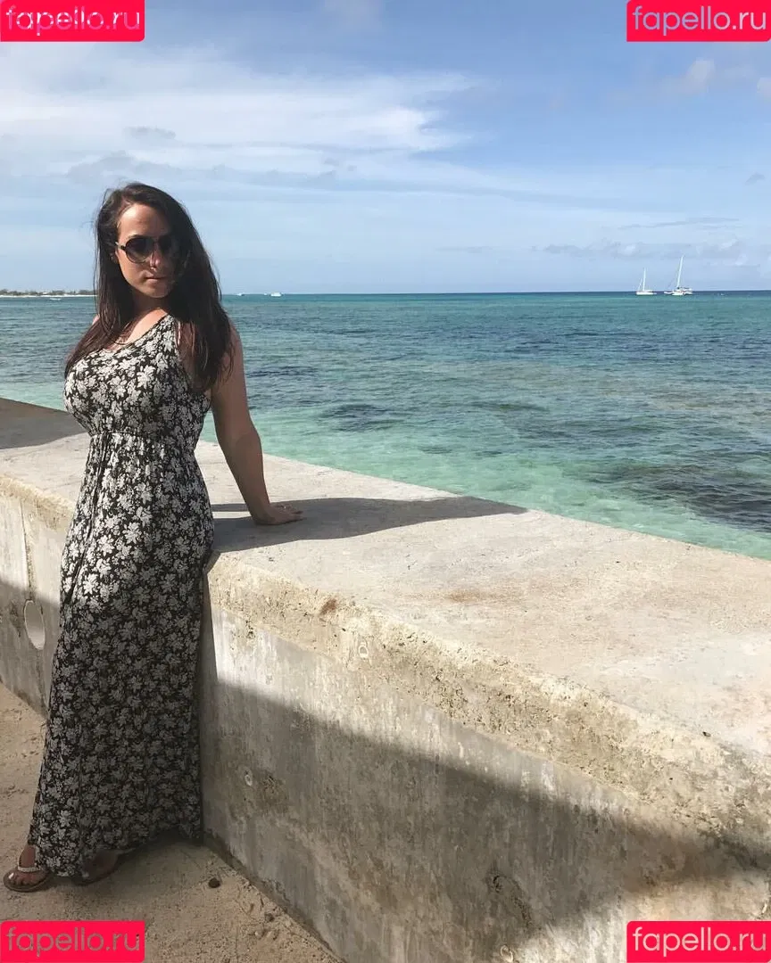 Sydney Martichuski Onlyfans Photo Gallery 