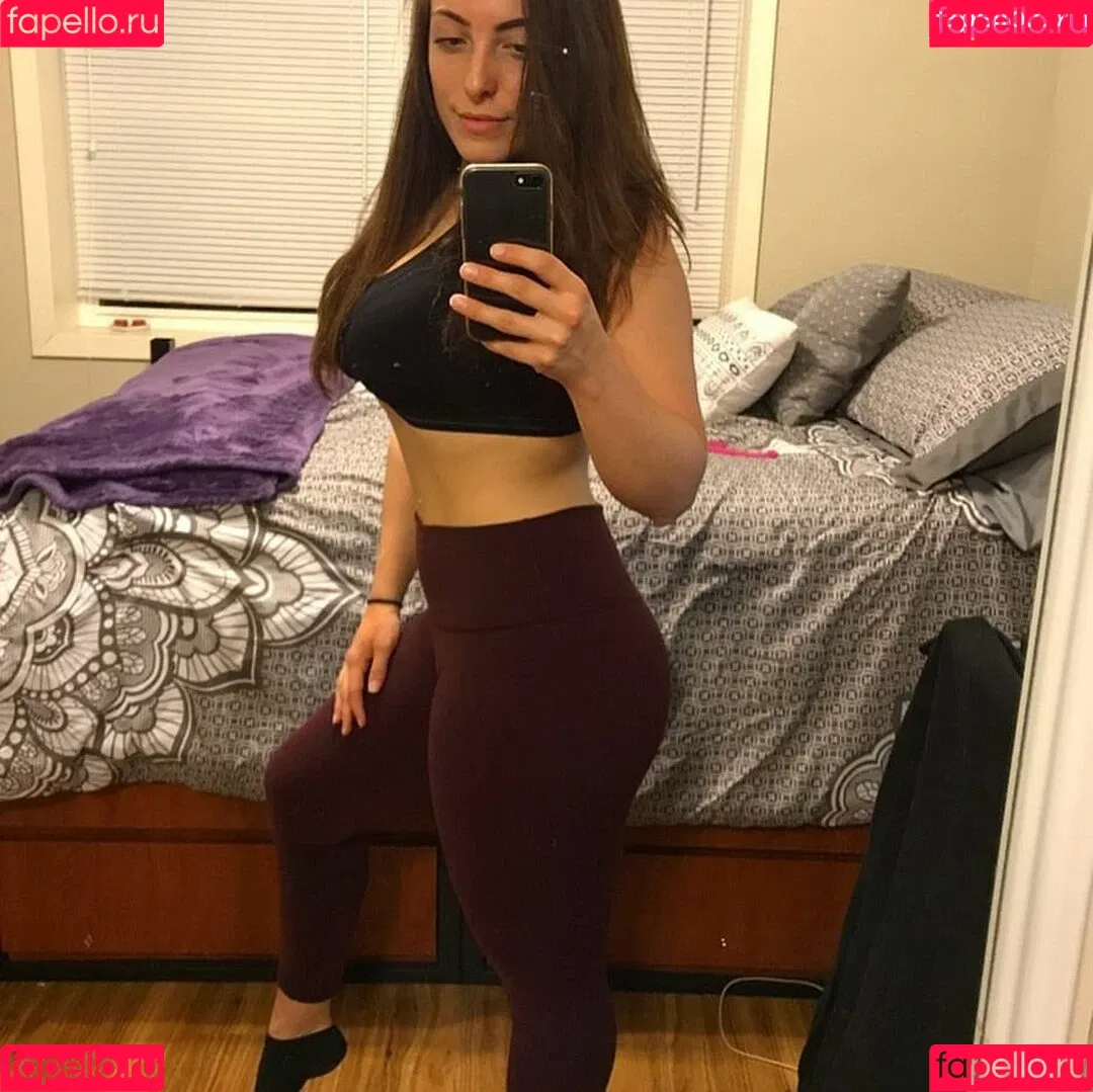 Sydney Martichuski Onlyfans Photo Gallery 