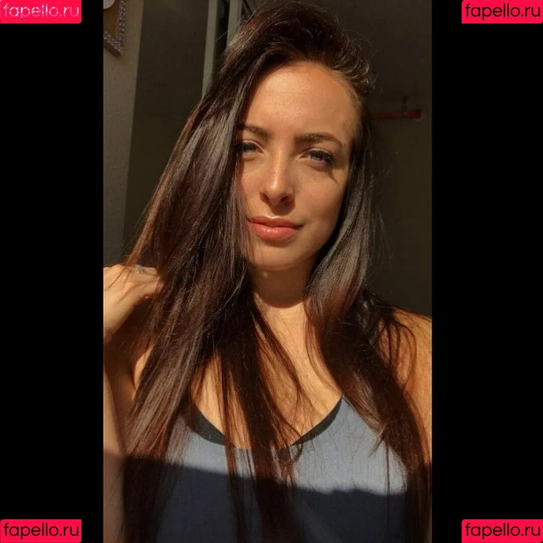 Sydney Martichuski Onlyfans Photo Gallery 
