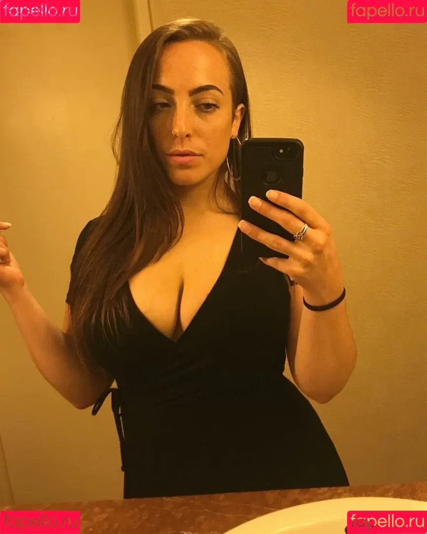 Sydney Martichuski Onlyfans Photo Gallery 
