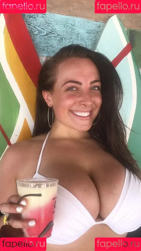 Sydney Martichuski Onlyfans Photo Gallery 