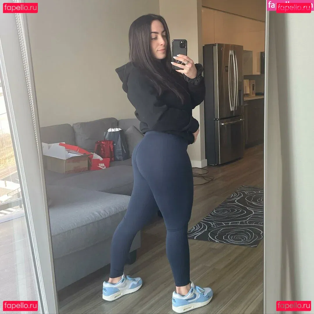 Sydney Martichuski Onlyfans Photo Gallery 