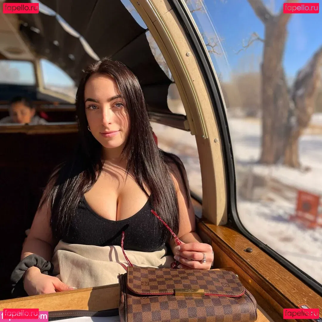 Sydney Martichuski Onlyfans Photo Gallery 