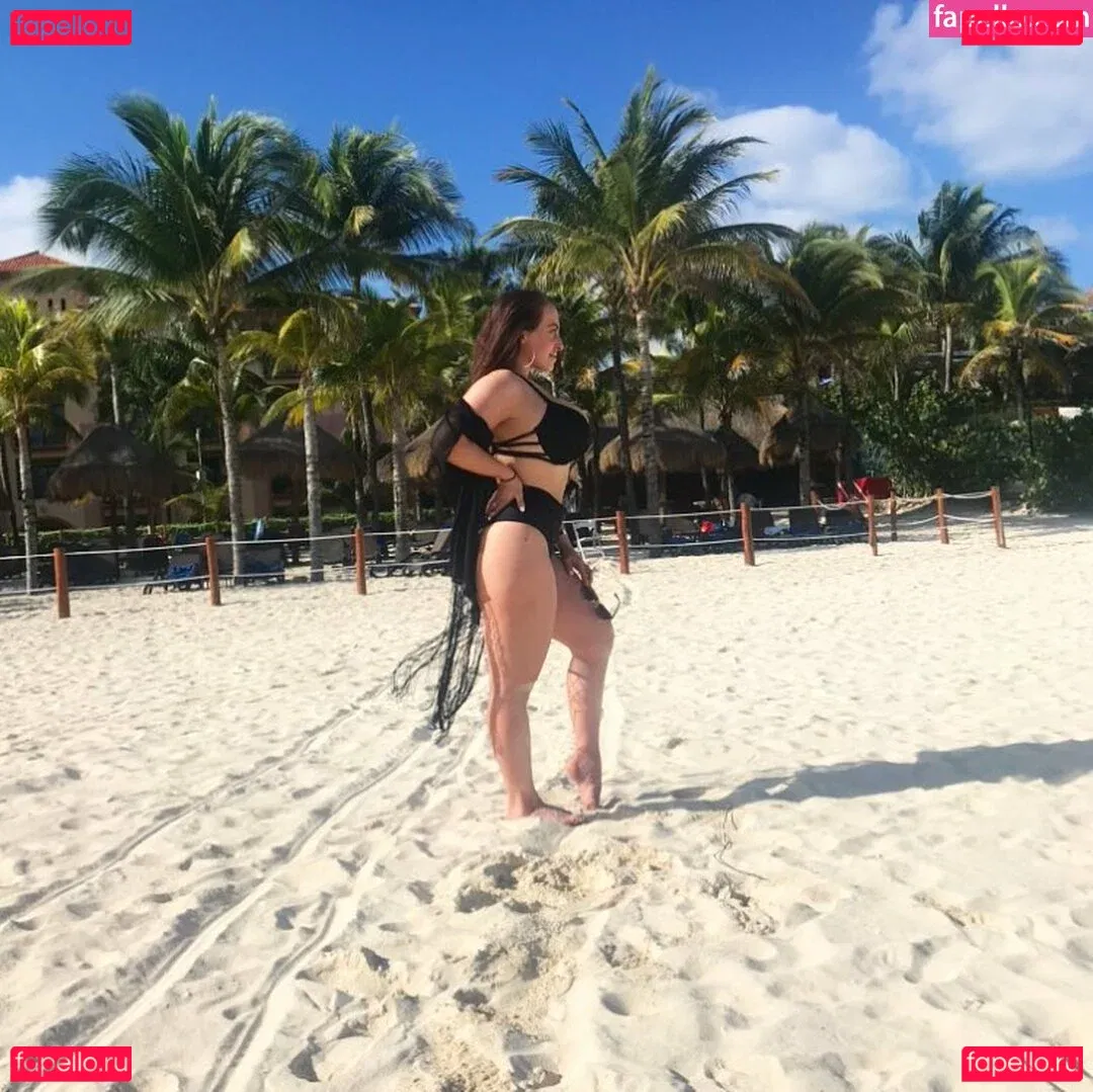 Sydney Martichuski Onlyfans Photo Gallery 