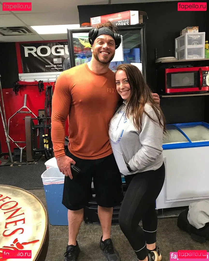 Sydney Martichuski Onlyfans Photo Gallery 