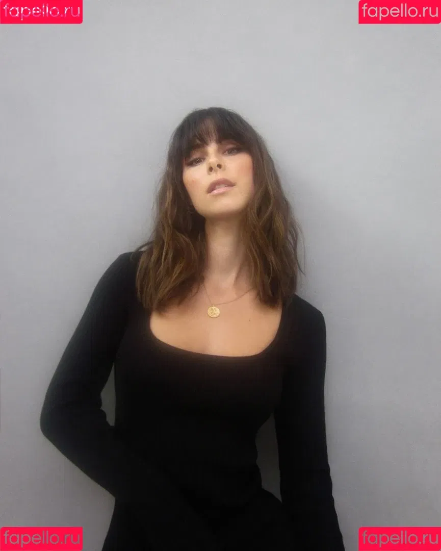 Lena Meyer-Landrut Onlyfans Photo Gallery 