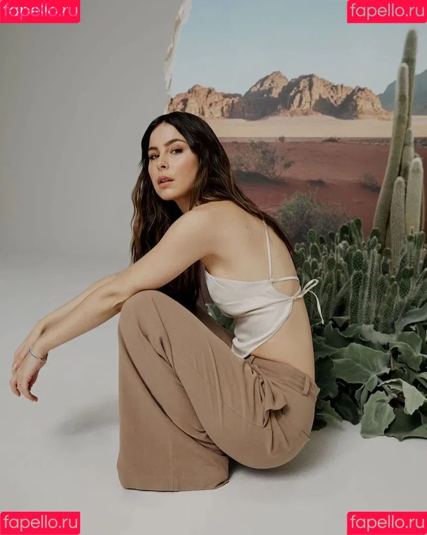 Lena Meyer-Landrut Onlyfans Photo Gallery 