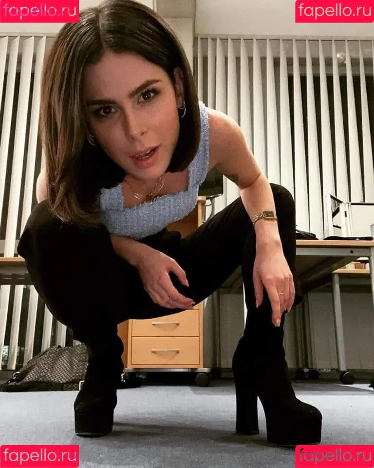 Lena Meyer-Landrut Onlyfans Photo Gallery 