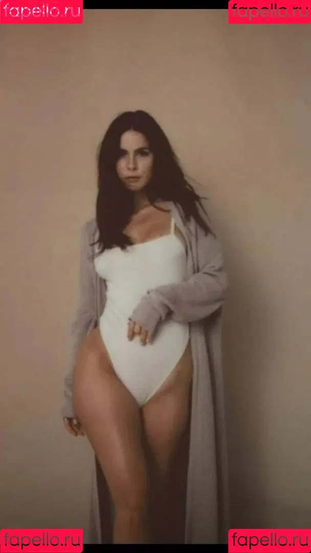Lena Meyer-Landrut Onlyfans Photo Gallery 