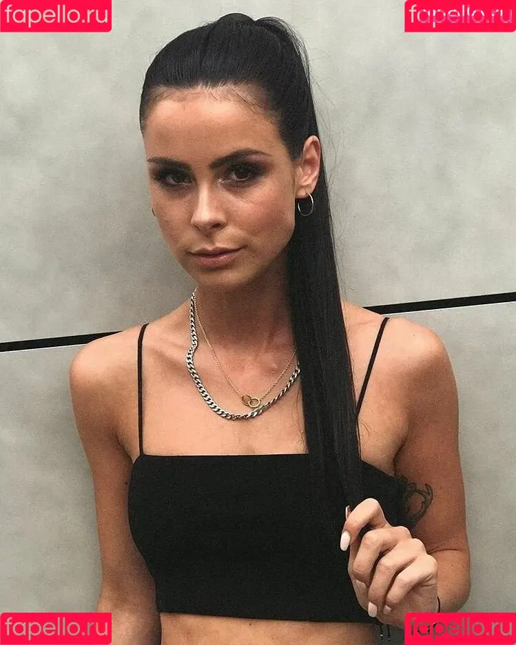 Lena Meyer-Landrut Onlyfans Photo Gallery 