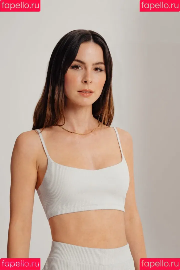 Lena Meyer-Landrut Onlyfans Photo Gallery 