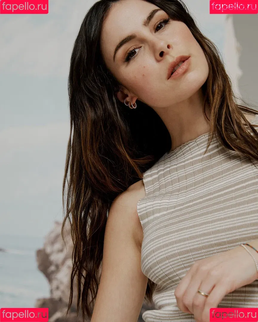 Lena Meyer-Landrut Onlyfans Photo Gallery 