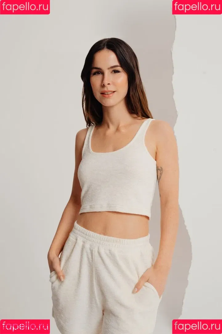 Lena Meyer-Landrut Onlyfans Photo Gallery 