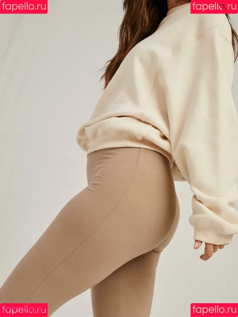 Lena Meyer-Landrut Onlyfans Photo Gallery 