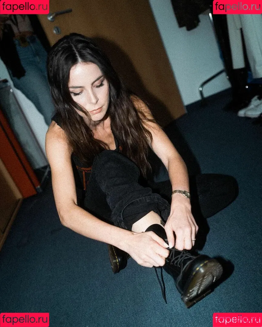 Lena Meyer-Landrut Onlyfans Photo Gallery 