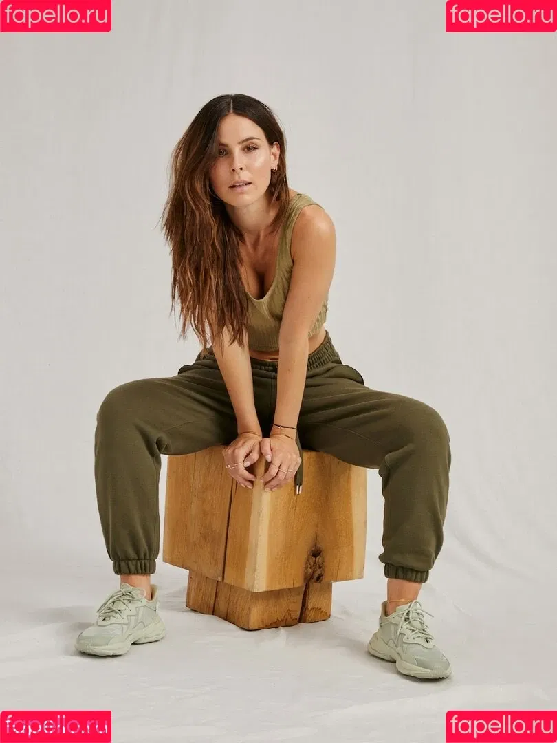 Lena Meyer-Landrut Onlyfans Photo Gallery 