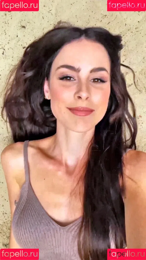 Lena Meyer-Landrut Onlyfans Photo Gallery 