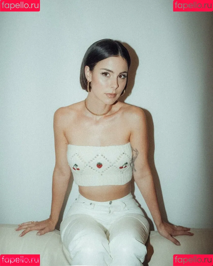 Lena Meyer-Landrut Onlyfans Photo Gallery 