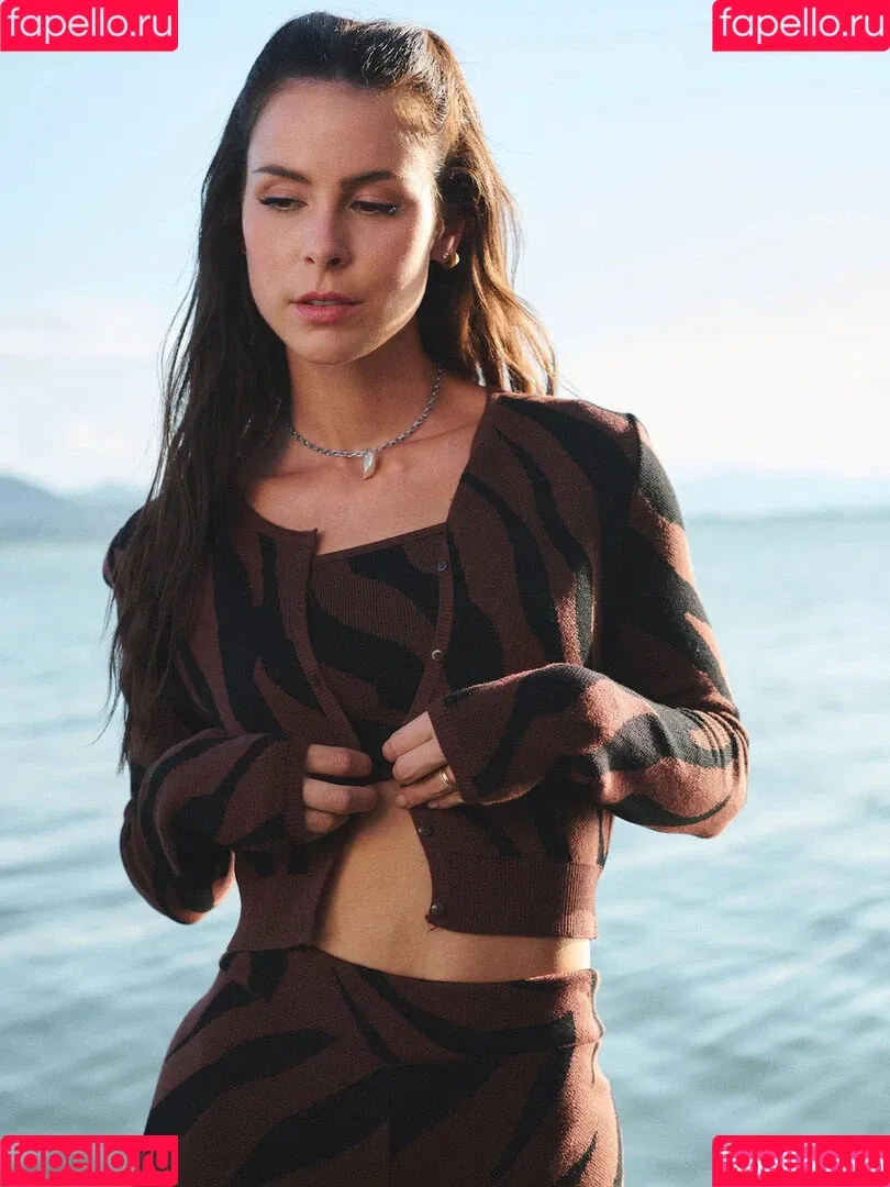 Lena Meyer-Landrut Onlyfans Photo Gallery 