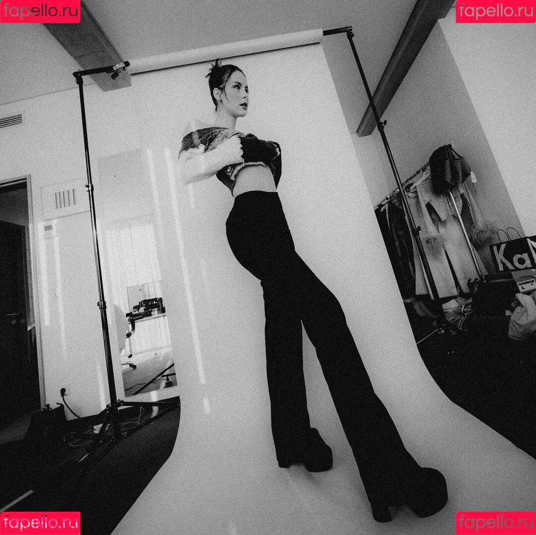 Lena Meyer-Landrut Onlyfans Photo Gallery 