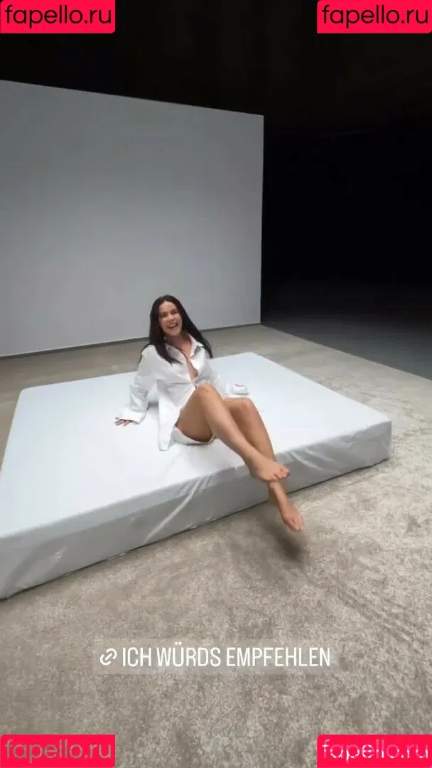 Lena Meyer-Landrut Onlyfans Photo Gallery 