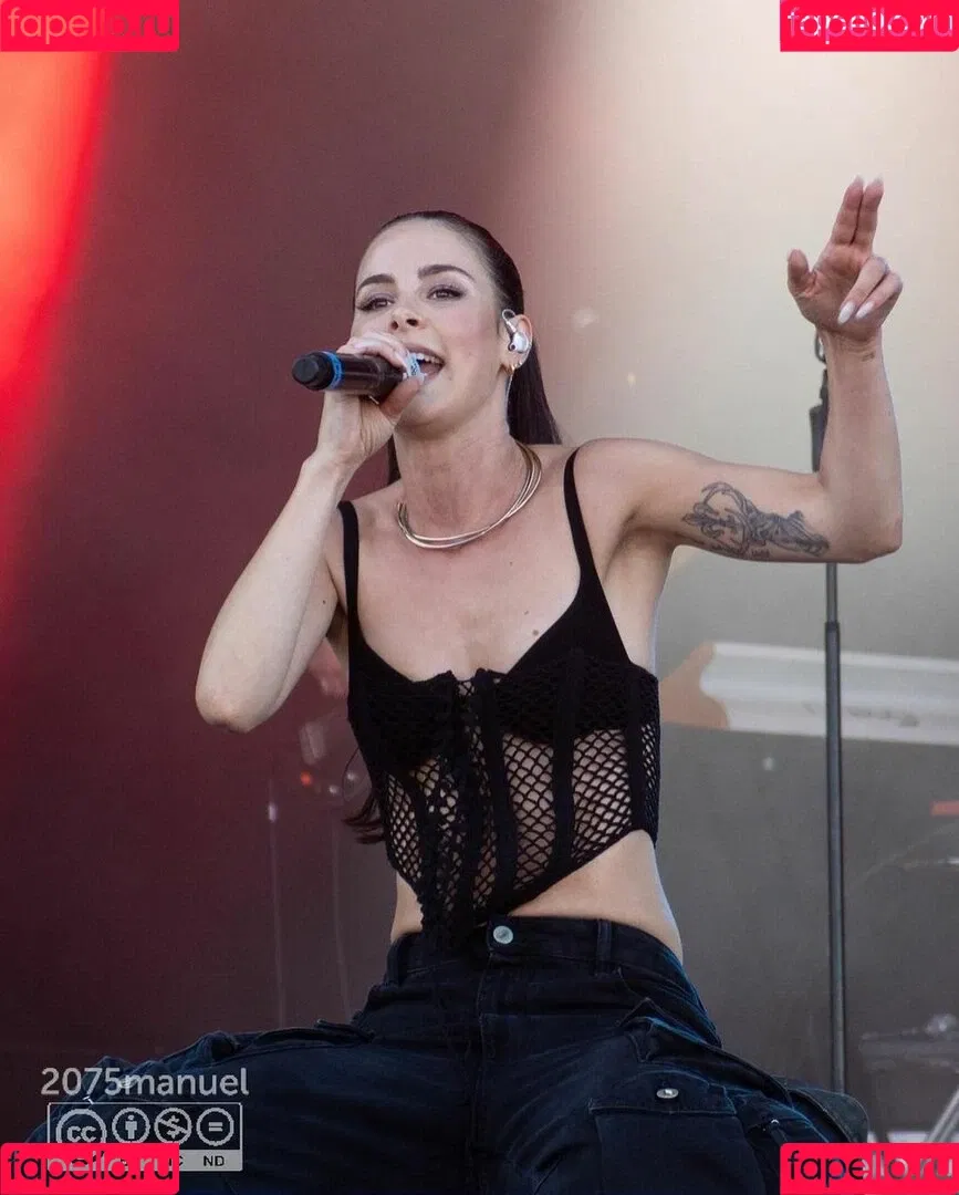 Lena Meyer-Landrut Onlyfans Photo Gallery 