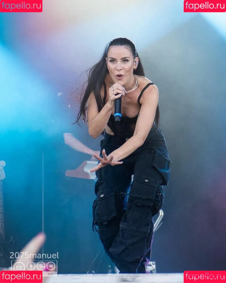 Lena Meyer-Landrut Onlyfans Photo Gallery 