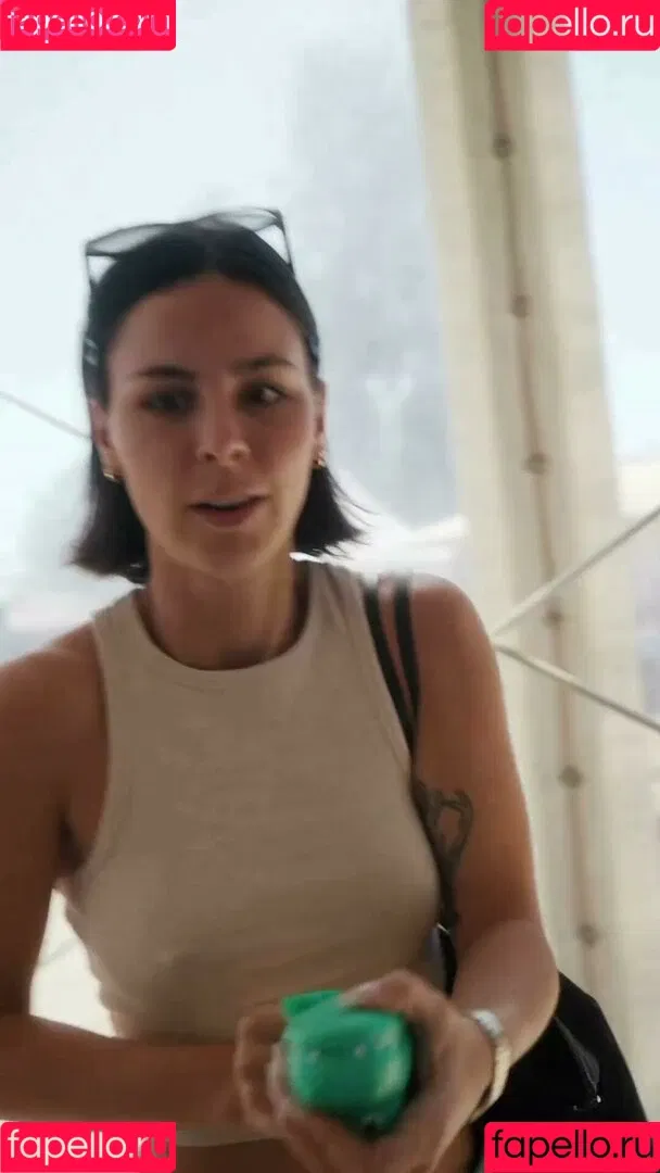 Lena Meyer-Landrut Onlyfans Photo Gallery 