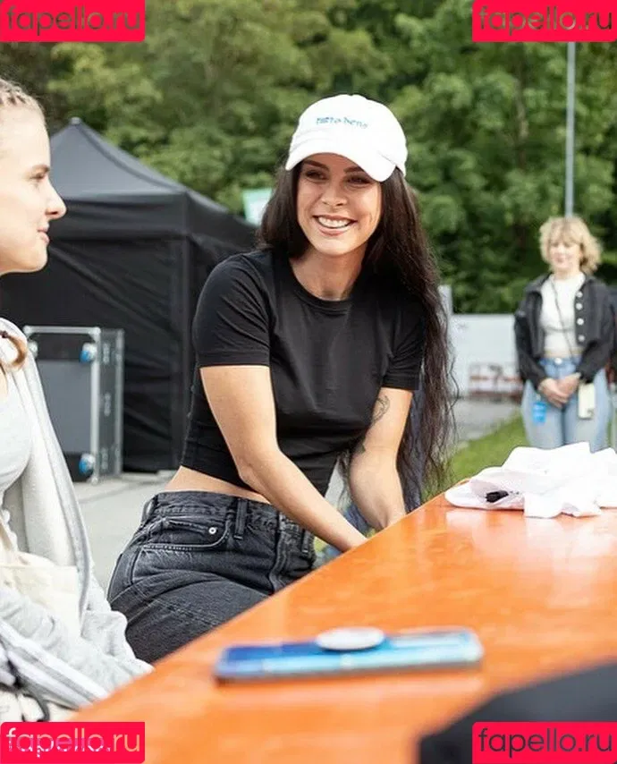 Lena Meyer-Landrut Onlyfans Photo Gallery 