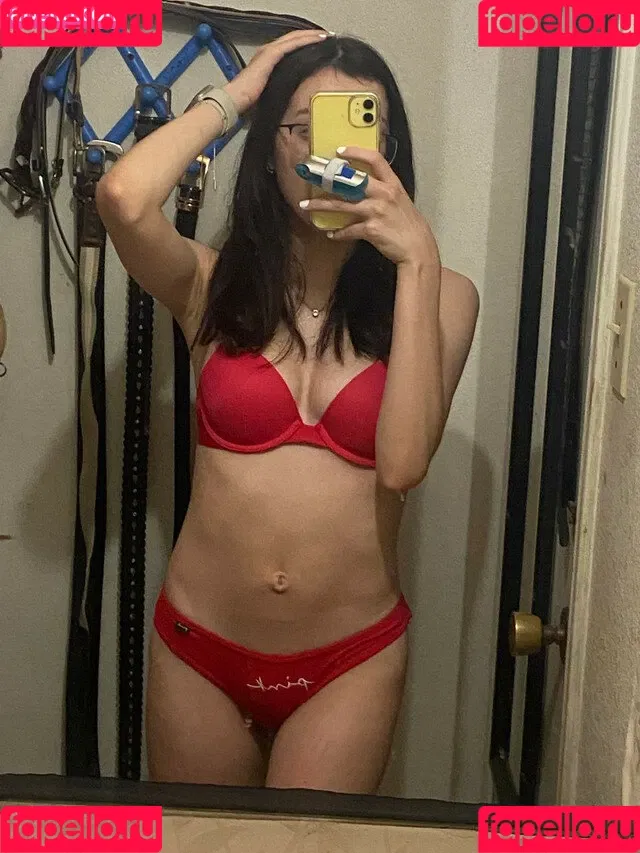 Sunflower ASMR Onlyfans Photo Gallery 