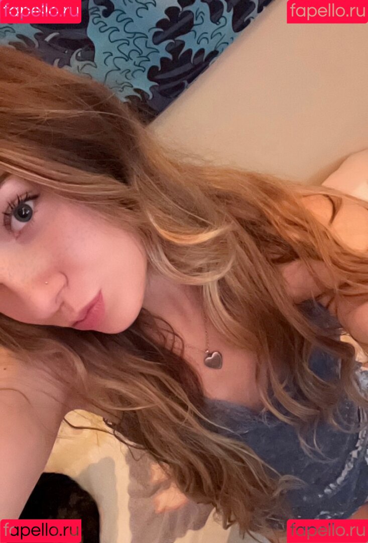 Sunflower ASMR Onlyfans Photo Gallery 