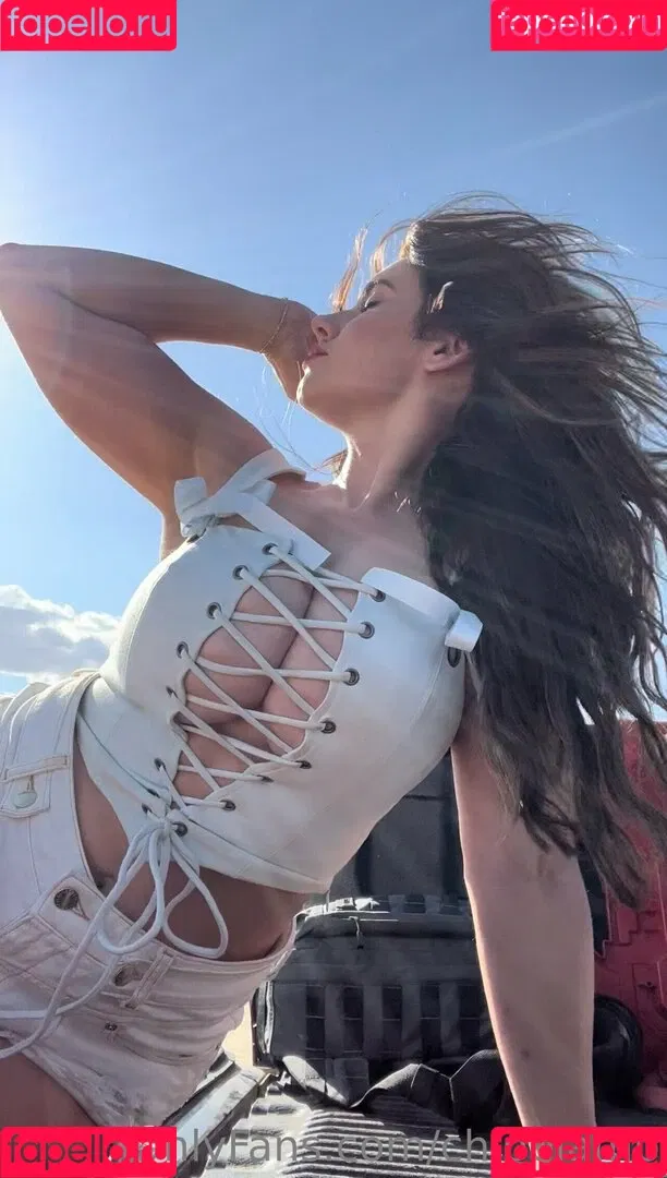 Chloe Lamb Onlyfans Photo Gallery 