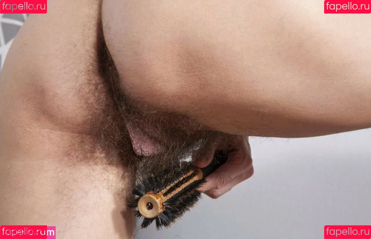 Hairy Women Onlyfans Photo Gallery 