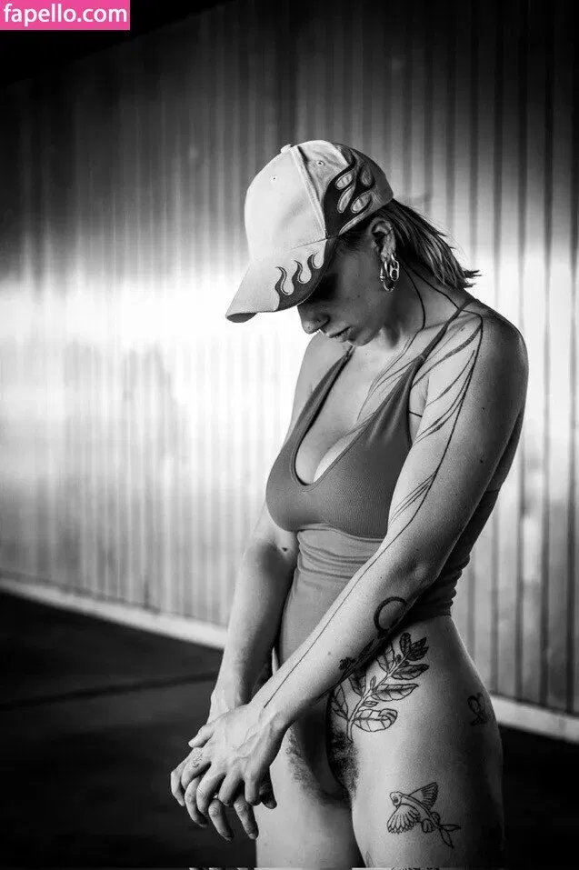 Hairy Women Onlyfans Photo Gallery 