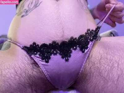 Hairy Women Onlyfans Photo Gallery 