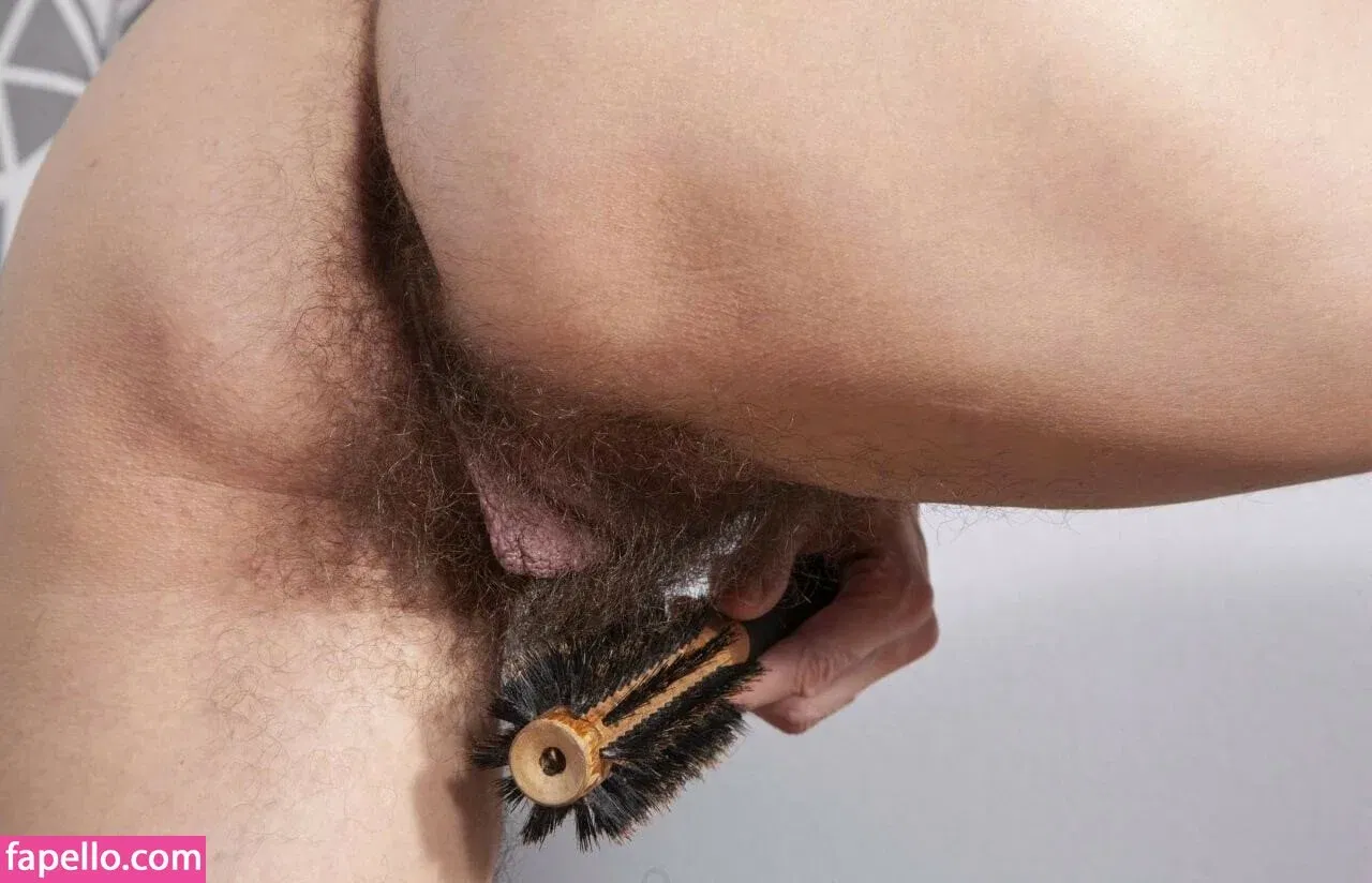 Hairy Women Onlyfans Photo Gallery 