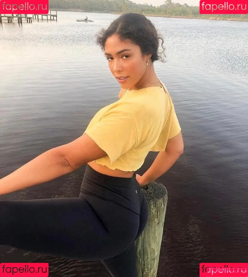 Holland Hoelland Onlyfans Photo Gallery 