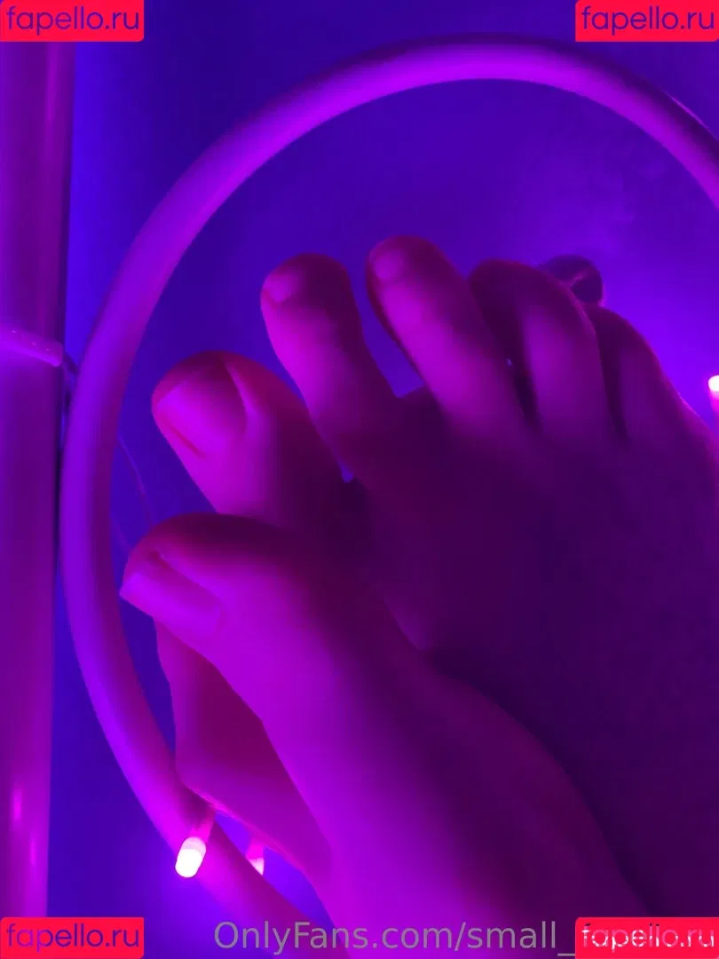 small_girl_feet Onlyfans Photo Gallery 