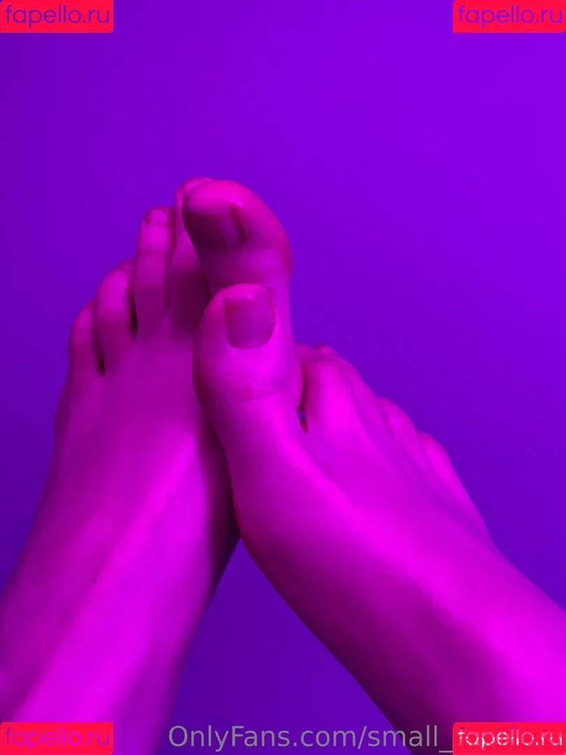 small_girl_feet Onlyfans Photo Gallery 
