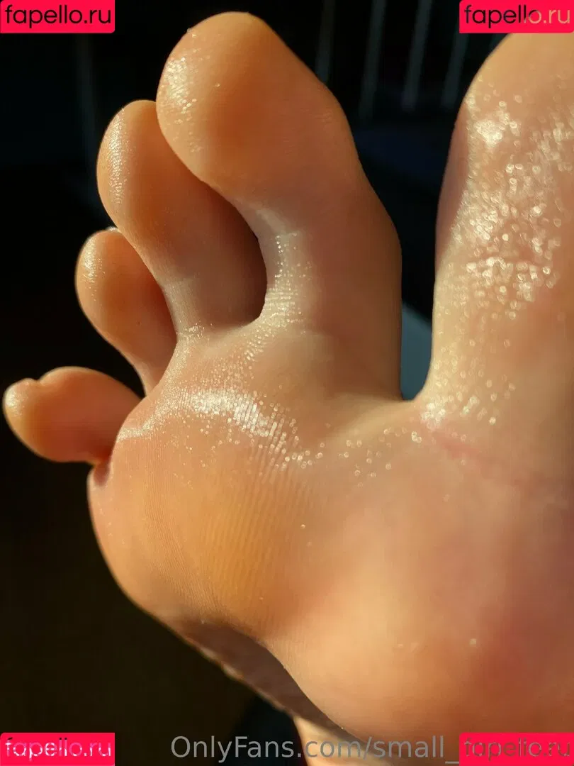 small_girl_feet Onlyfans Photo Gallery 