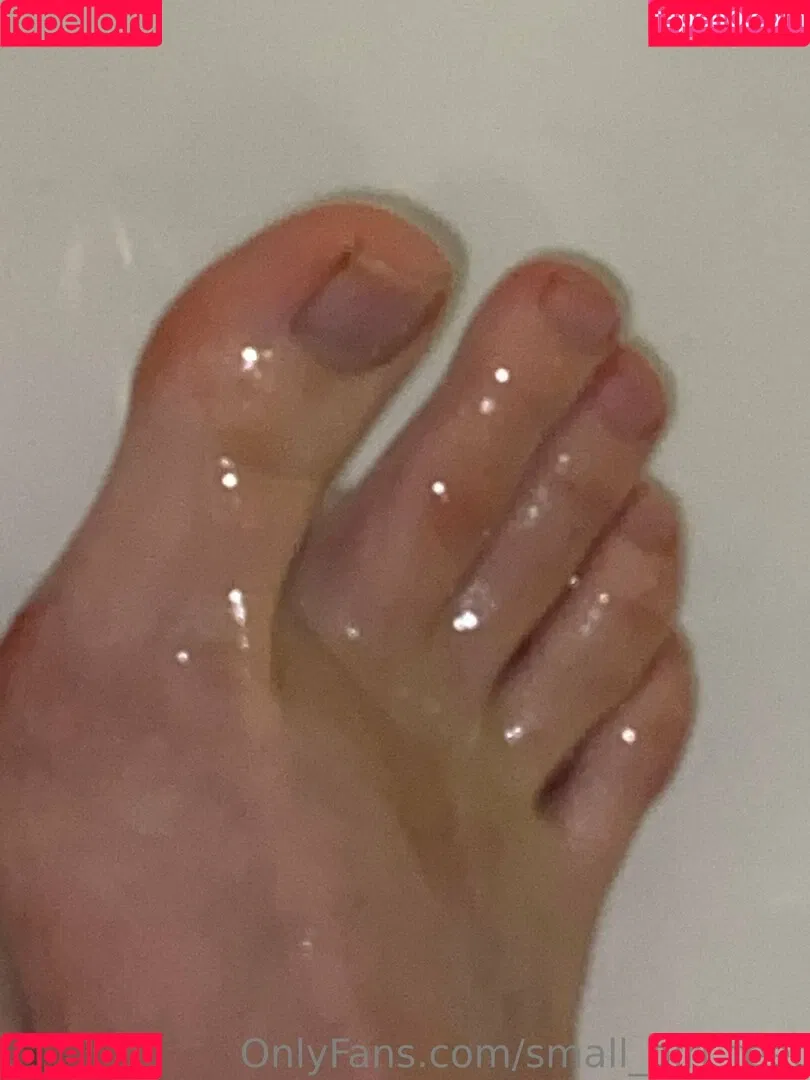 small_girl_feet Onlyfans Photo Gallery 