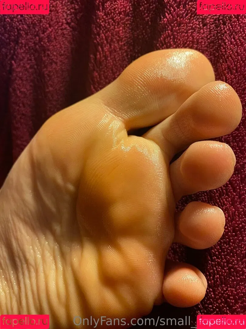 small_girl_feet Onlyfans Photo Gallery 