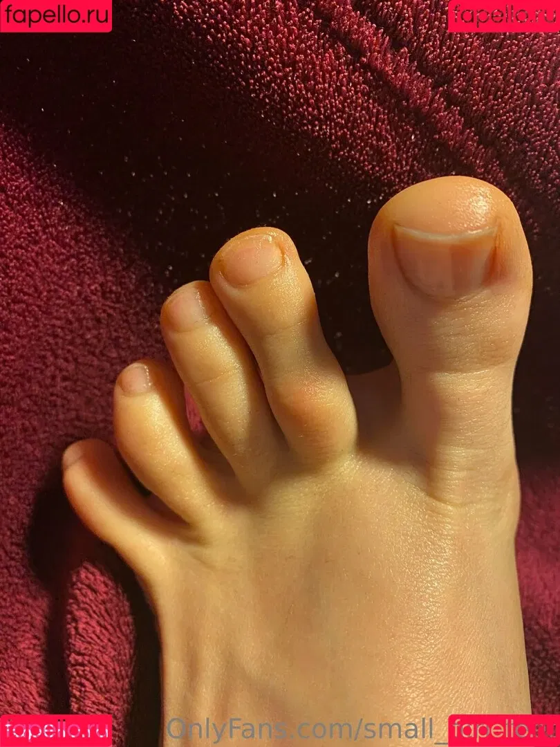 small_girl_feet Onlyfans Photo Gallery 