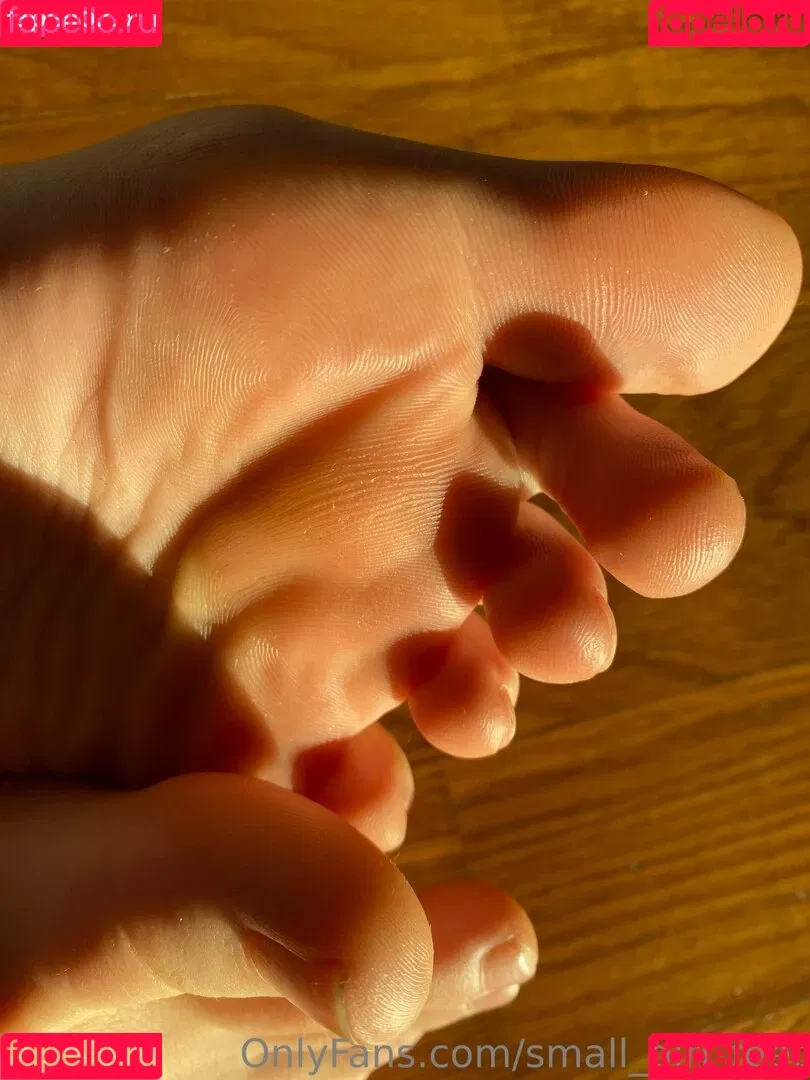small_girl_feet Onlyfans Photo Gallery 