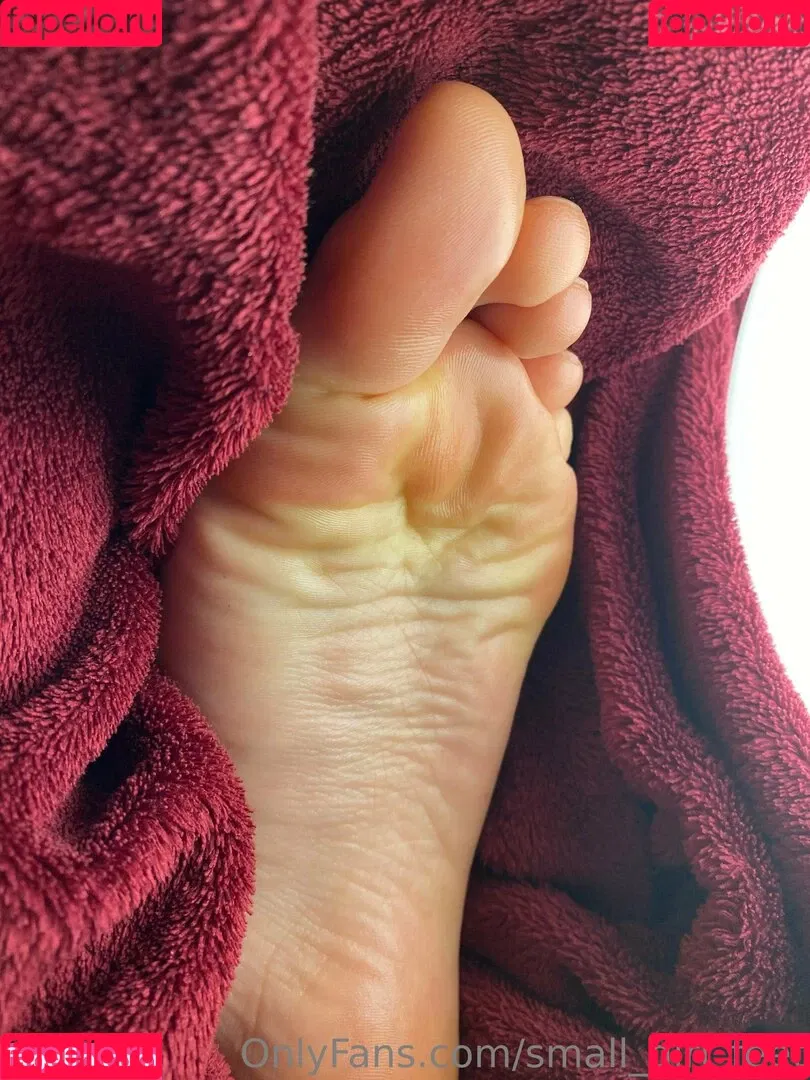 small_girl_feet Onlyfans Photo Gallery 