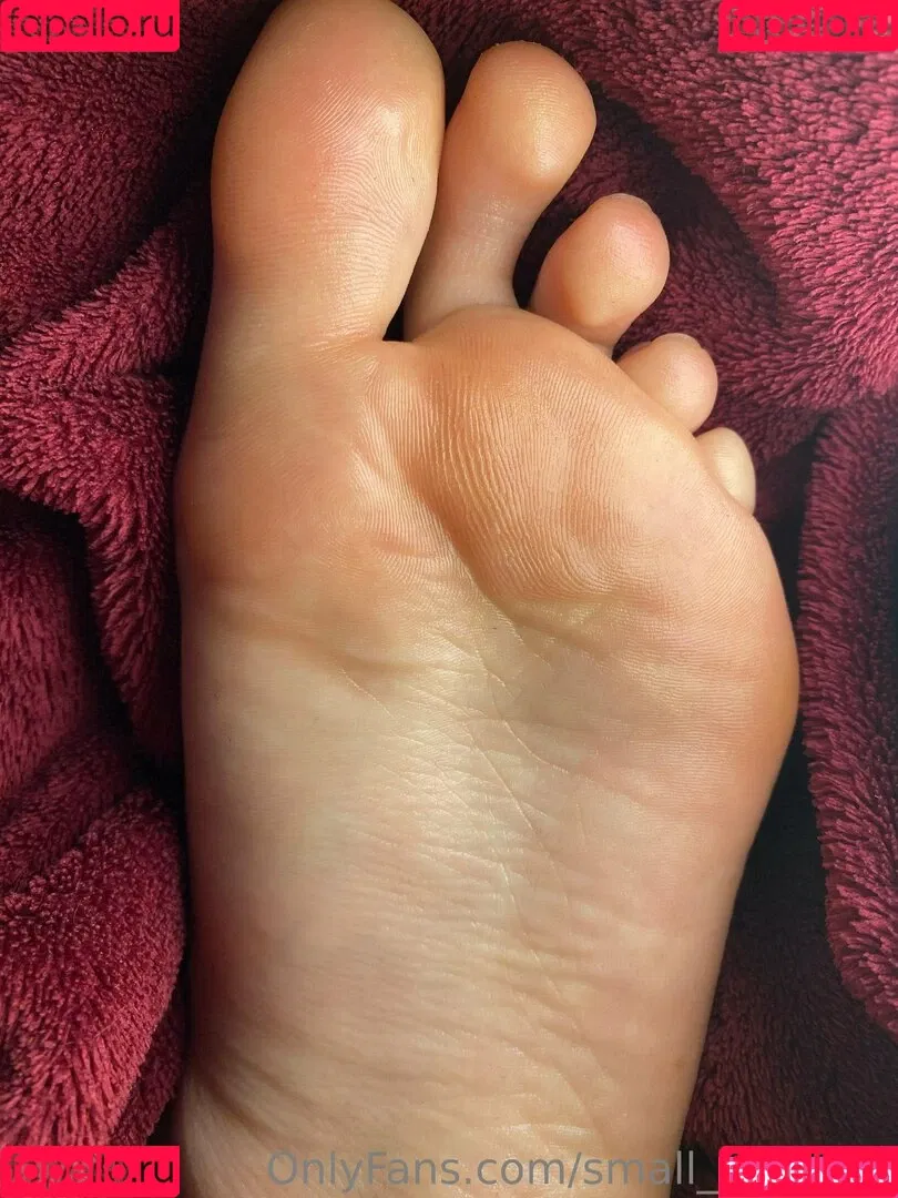 small_girl_feet Onlyfans Photo Gallery 