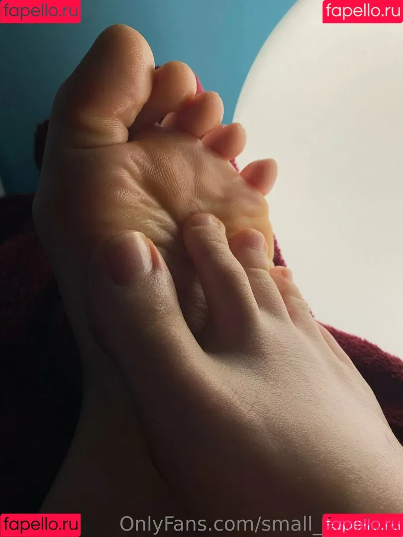 small_girl_feet Onlyfans Photo Gallery 
