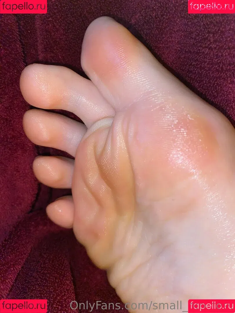 small_girl_feet Onlyfans Photo Gallery 